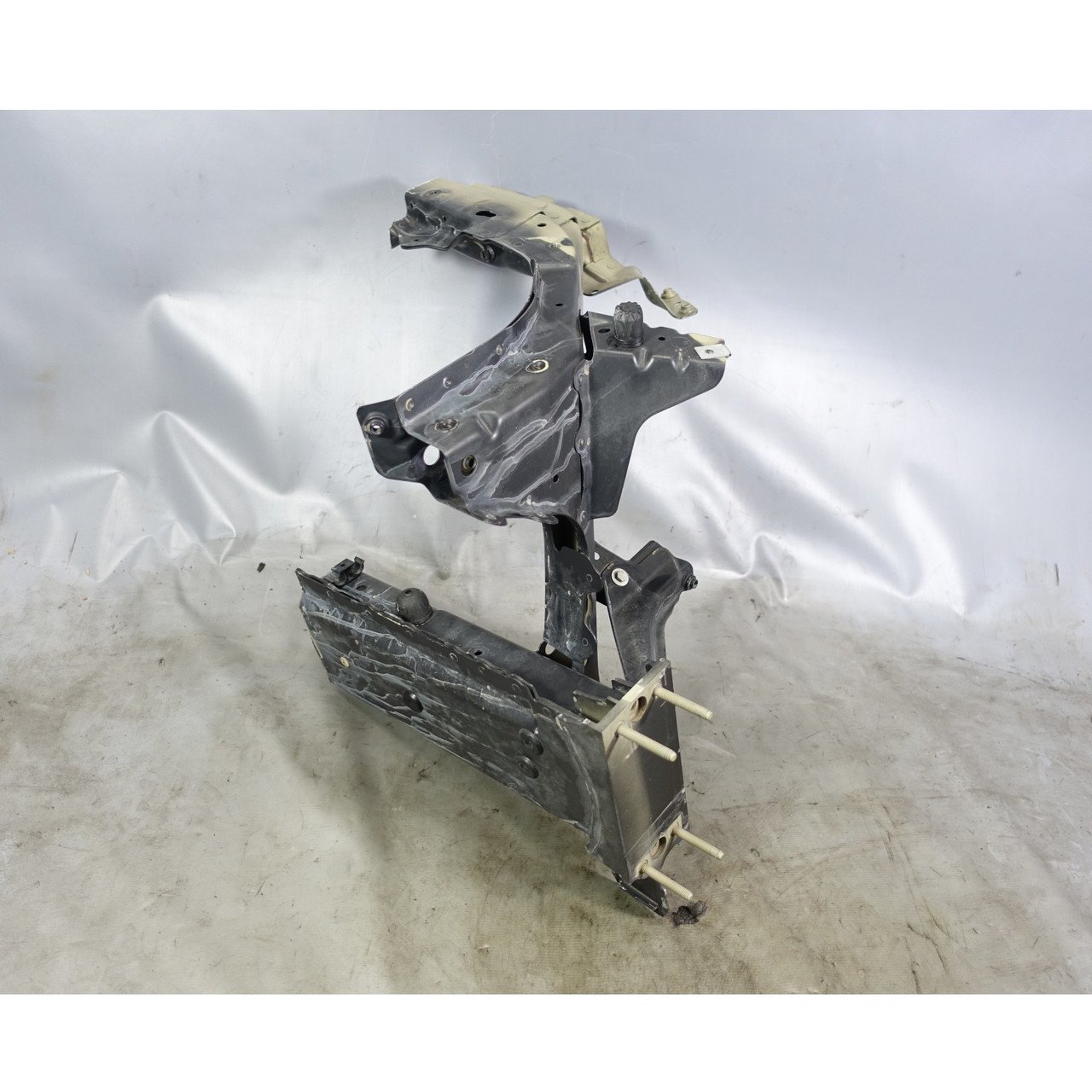 04-10 BMW E63 E64 6-Series Left Front Frame Rail Fender Cut Strut Chop OEM 04-10 BMW E63 E64 6-Series Left Front Frame Rail Fender Cut Strut Chop OEM