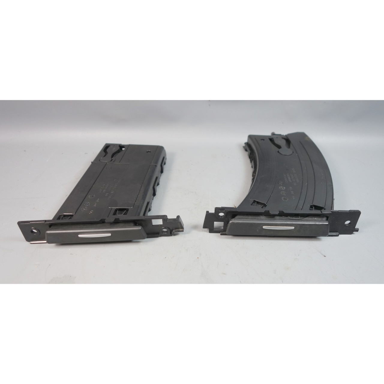 06-13 BMW E9x 3-Series Dashboard Cup Holder Pair Black w/ Chrome Trim OEM 06-13 BMW E9x 3-Series Dashboard Cup Holder Pair Black w/ Chrome Trim OEM
