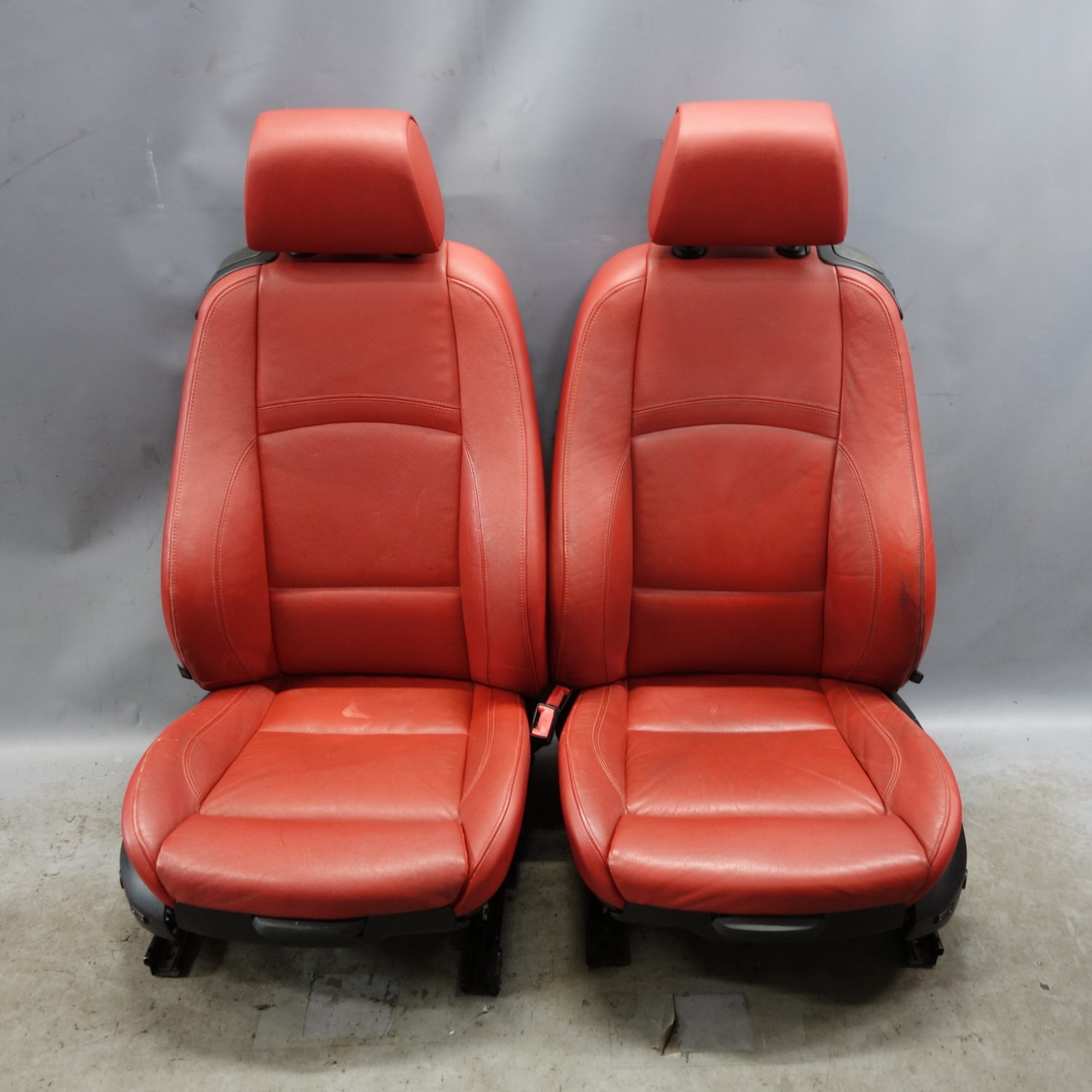 10-13 BMW E92 3-Series Coupe Factory Front Sport Coral Red Leather Seat Pair OEM 10-13 BMW E92 3-Series Coupe Factory Front Sport Coral Red Leather Seat Pair OEM