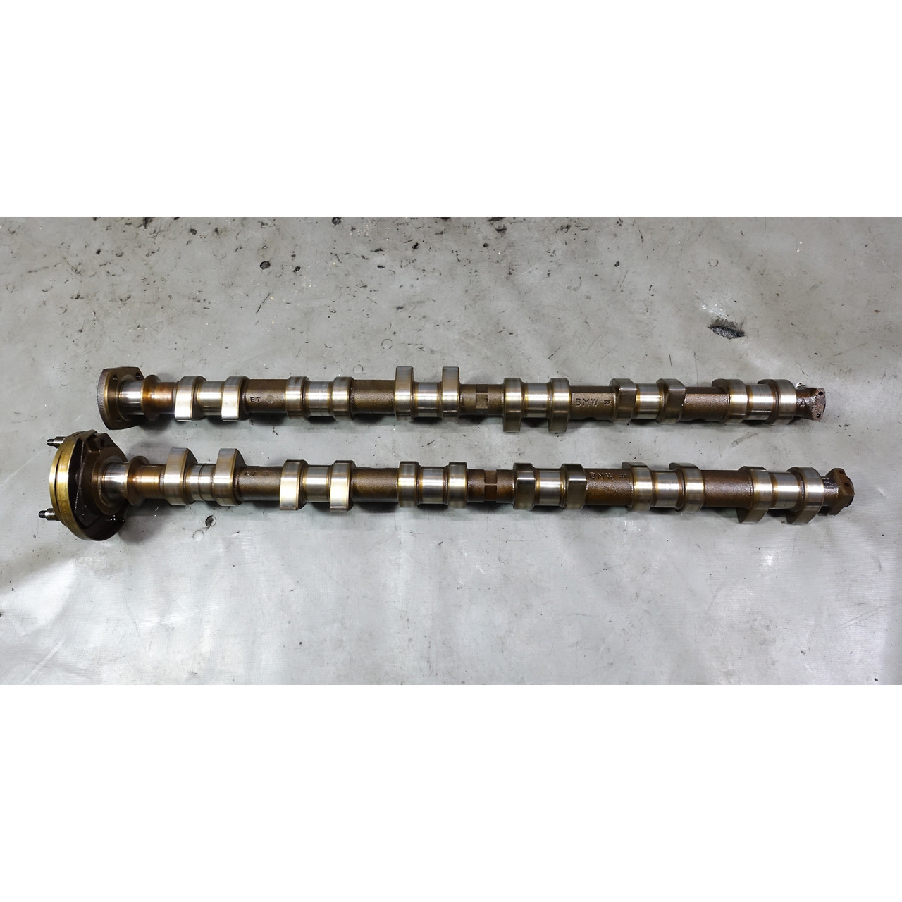 1996-1999 BMW M52 6-Cylinder Timing Camshaft Set Intake Exhaust Z3 E39 OE 1996-1999 BMW M52 6-Cylinder Timing Camshaft Set Intake Exhaust Z3 E39 OE