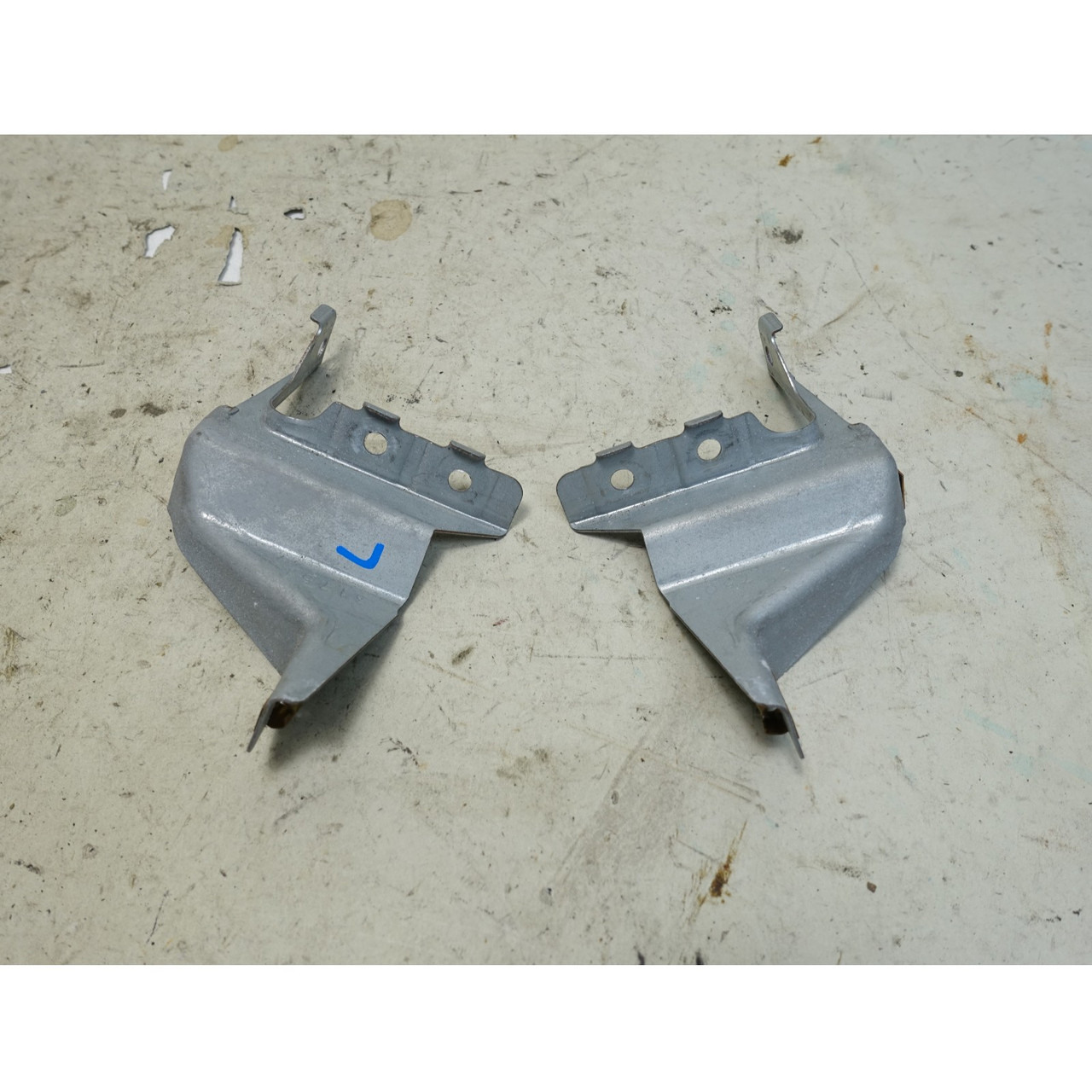 1996-2002 BMW Z3 Roadster Bracket Pair for Rear Console Lateral Panels OEM NLA 1996-2002 BMW Z3 Roadster Bracket Pair for Rear Console Lateral Panels OEM NLA