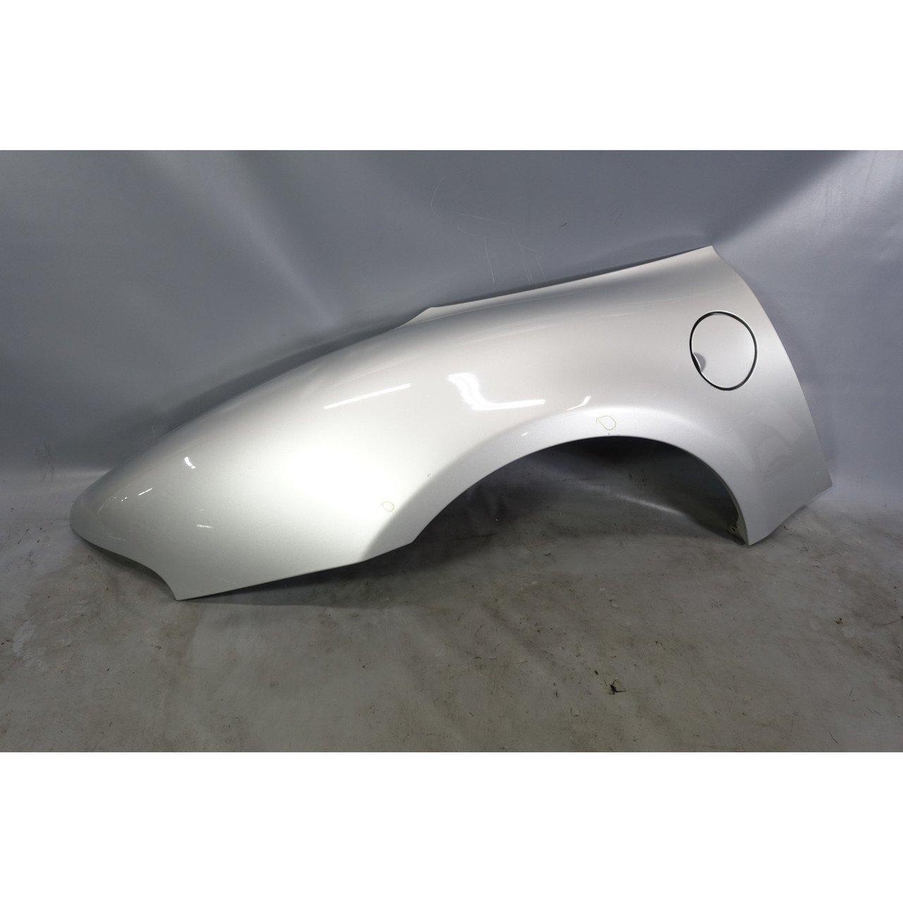 1999-2002 BMW Z3 6-Cyl Roadster Right Rear Fender Quarter Panel Titan Silver OEM 1999-2002 BMW Z3 6-Cyl Roadster Right Rear Fender Quarter Panel Titan Silver OEM