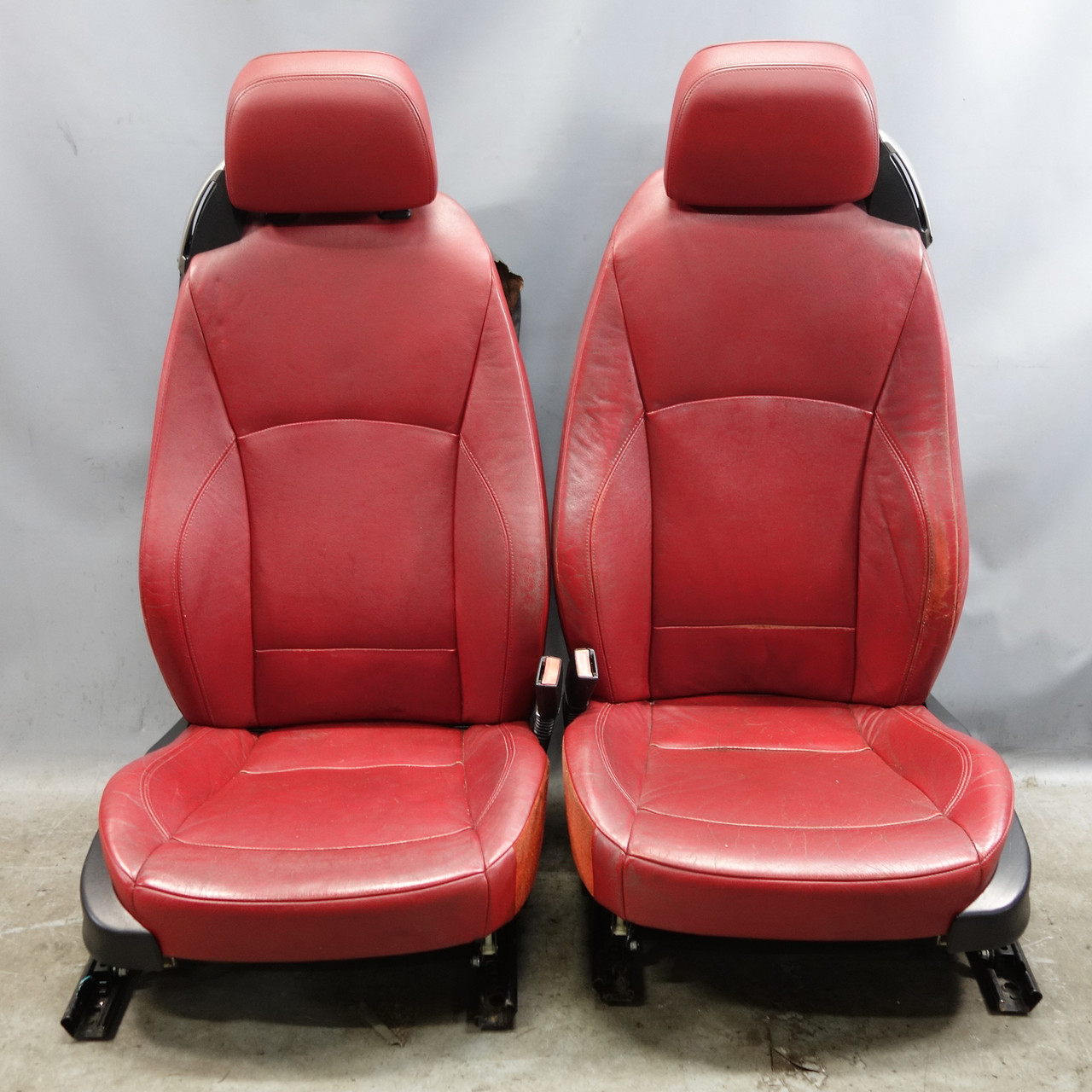 2003-2008 BMW E85 E86 Z4 Roadster Coupe Factory Front Seat Pair Red Leather OEM 2003-2008 BMW E85 E86 Z4 Roadster Coupe Factory Front Seat Pair Red Leather OEM