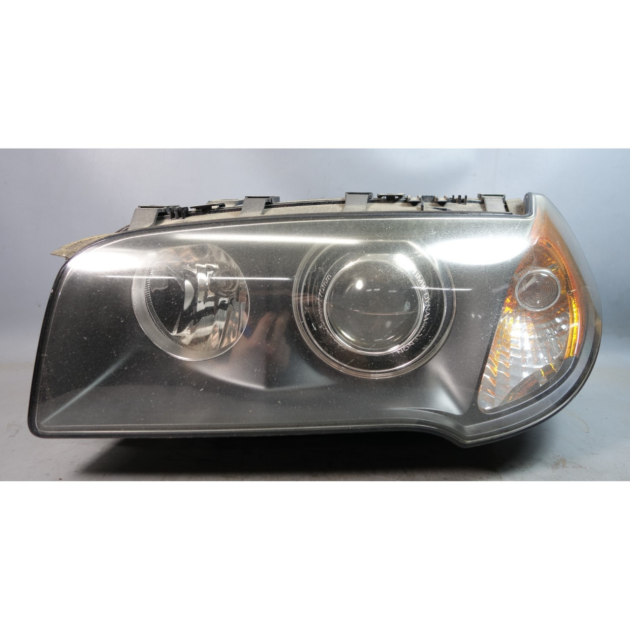 2004-2006 BMW E83 X3 SAV Left Front Factory Xenon Headlight Lamp White Turn OEM 2004-2006 BMW E83 X3 SAV Left Front Factory Xenon Headlight Lamp White Turn OEM