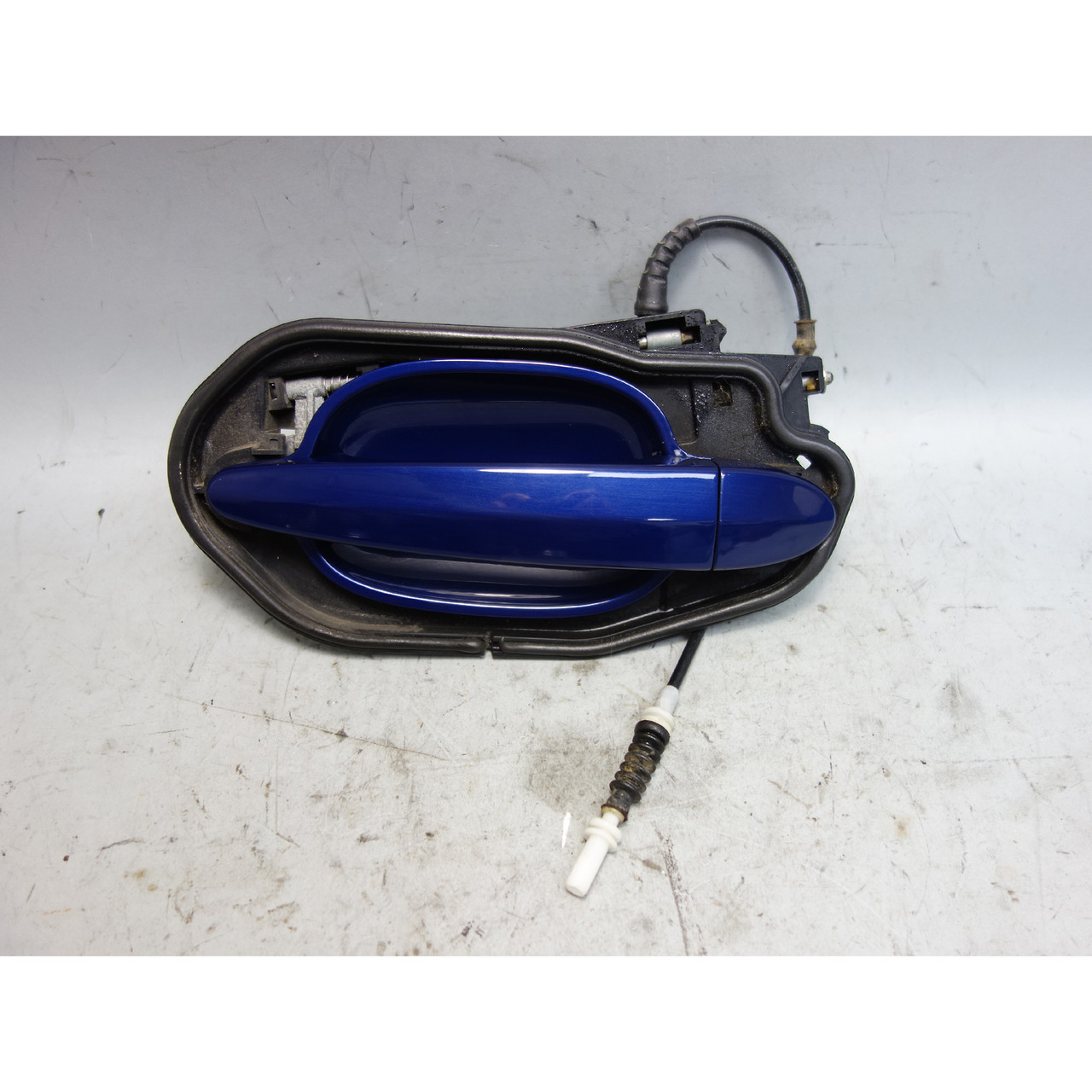 2004-2010 BMW E60 5-Series Left Rear Driver's Ext Door Handle Interlagos Blue OE 2004-2010 BMW E60 5-Series Left Rear Driver's Ext Door Handle Interlagos Blue OE