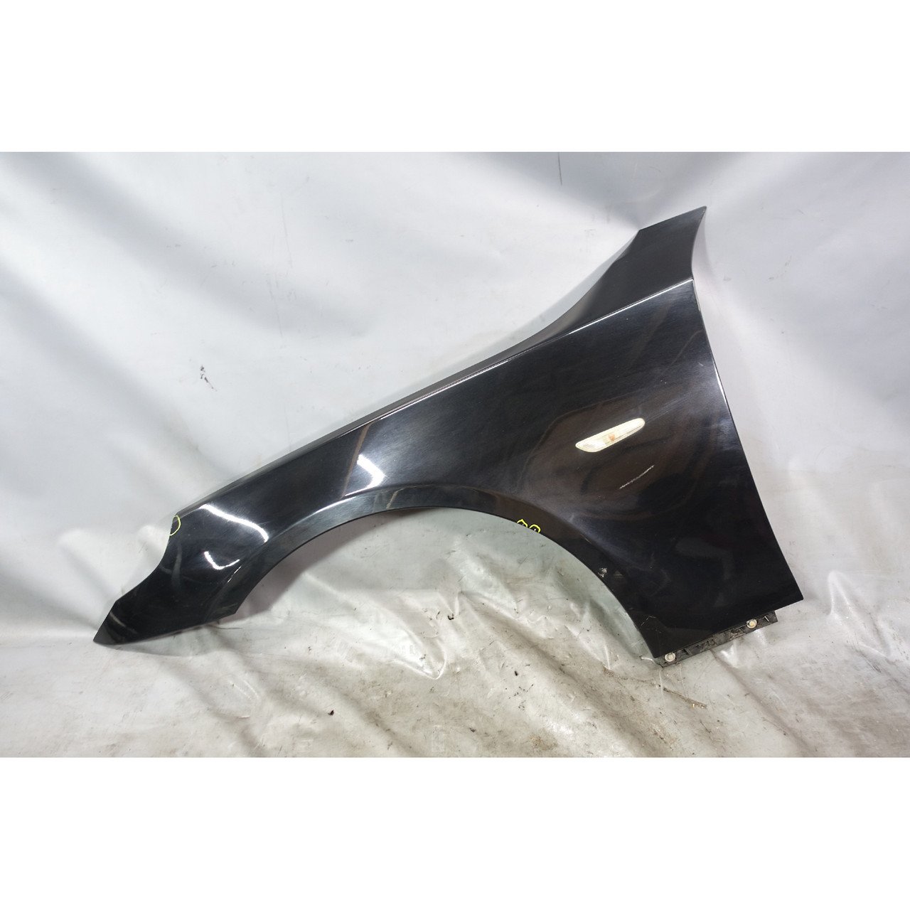 2004-2010 BMW E60 E61 5-Series Left Front Fender Quarter Panel Black Sapphire OE 2004-2010 BMW E60 E61 5-Series Left Front Fender Quarter Panel Black Sapphire OE