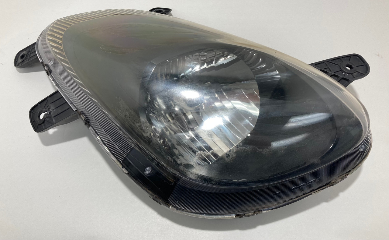 2006-2009 Pontiac Solstice Coupe Passenger Side Headlight / *DAMAGED* / Black / PS065 2006-2009 Pontiac Solstice Coupe Passenger Side Headlight / *DAMAGED* / Black / PS065