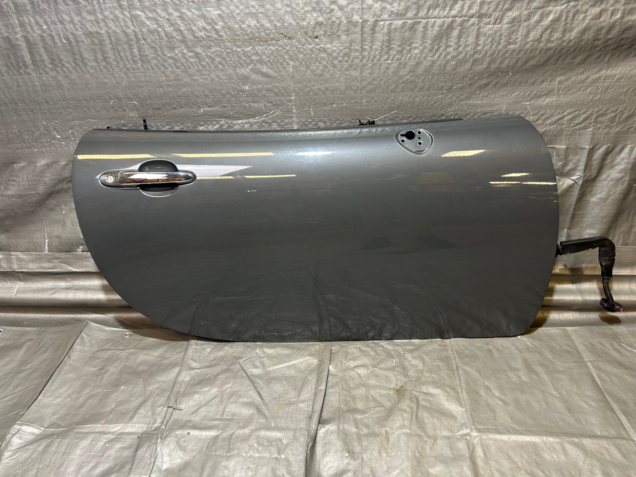 2006-2009 Pontiac Solstice Passenger Door Assembly / Sly Gray PS071 2006-2009 Pontiac Solstice Passenger Door Assembly / Sly Gray PS071