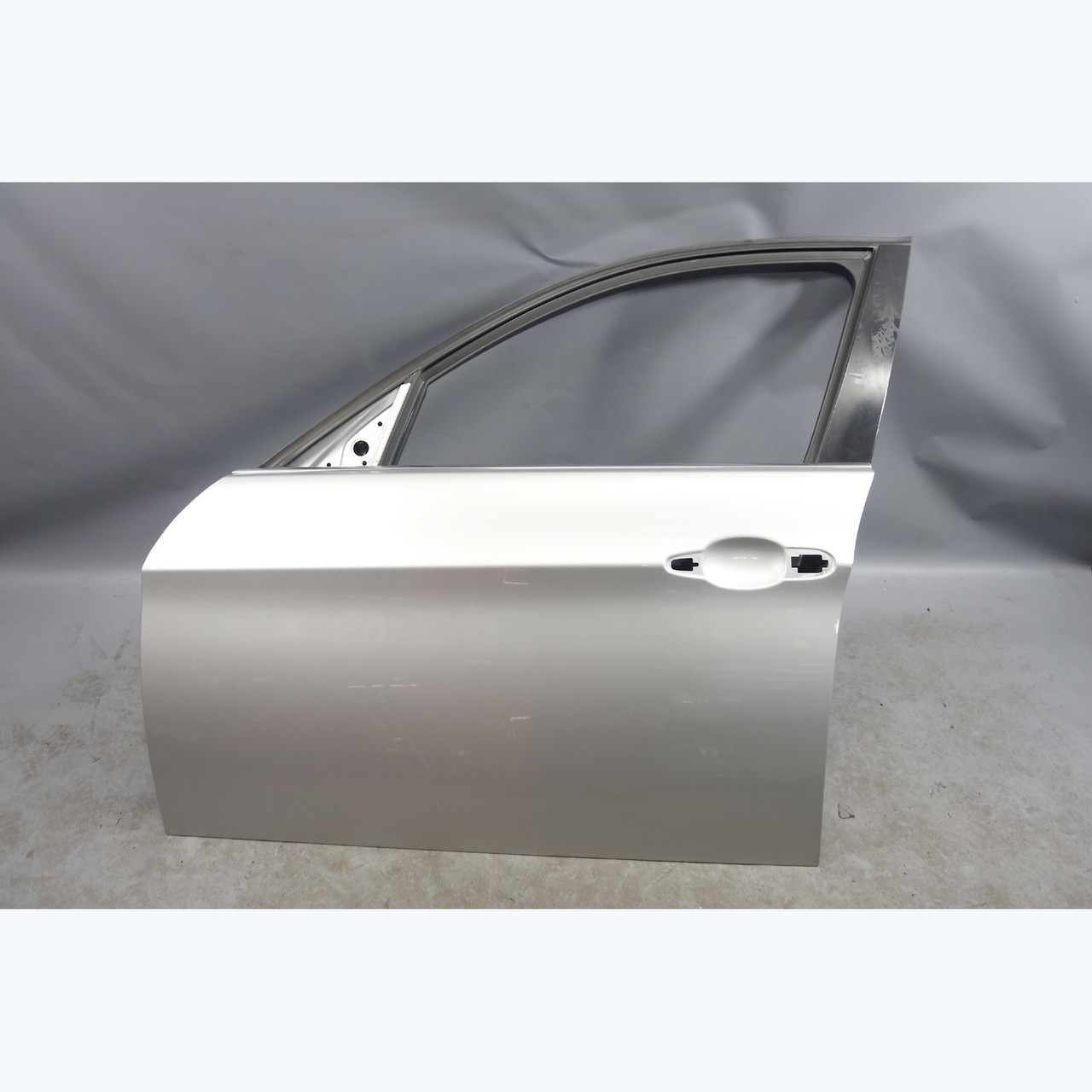 2006-2012 BMW E90 E91 3-Series 4door Left Front Driver's Exterior Door Shell OEM 2006-2012 BMW E90 E91 3-Series 4door Left Front Driver's Exterior Door Shell OEM