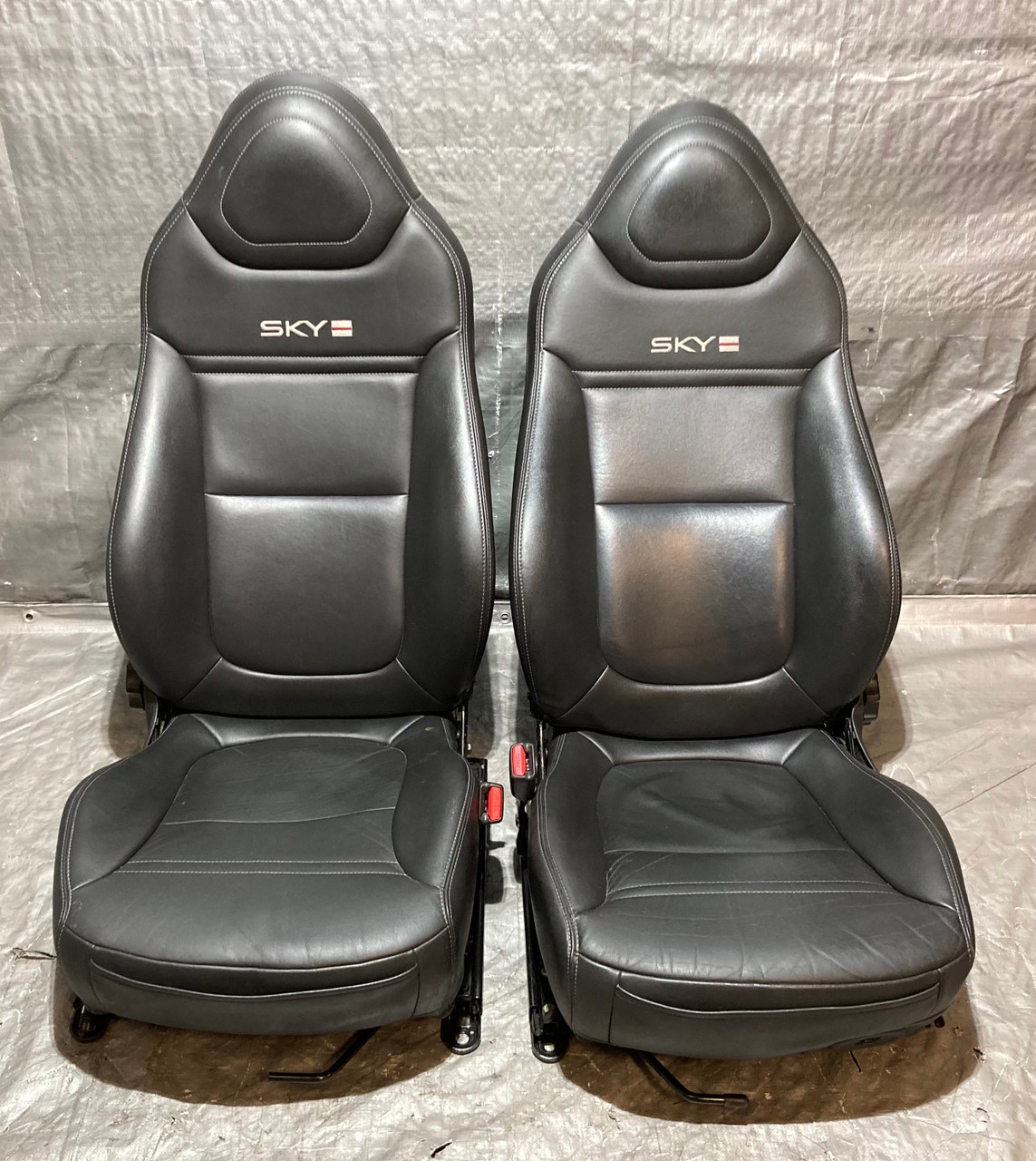 2007-2009 Saturn Sky Redline / Pontiac Solstice Black Leather Seats / Pair / PS064 2007-2009 Saturn Sky Redline / Pontiac Solstice Black Leather Seats / Pair / PS064