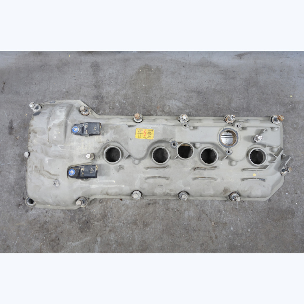2008-2013 BMW E90 M3 S65 4.0L V8 Left Bank 2 Cylinder Head Rocker Valve Cover 2008-2013 BMW E90 M3 S65 4.0L V8 Left Bank 2 Cylinder Head Rocker Valve Cover
