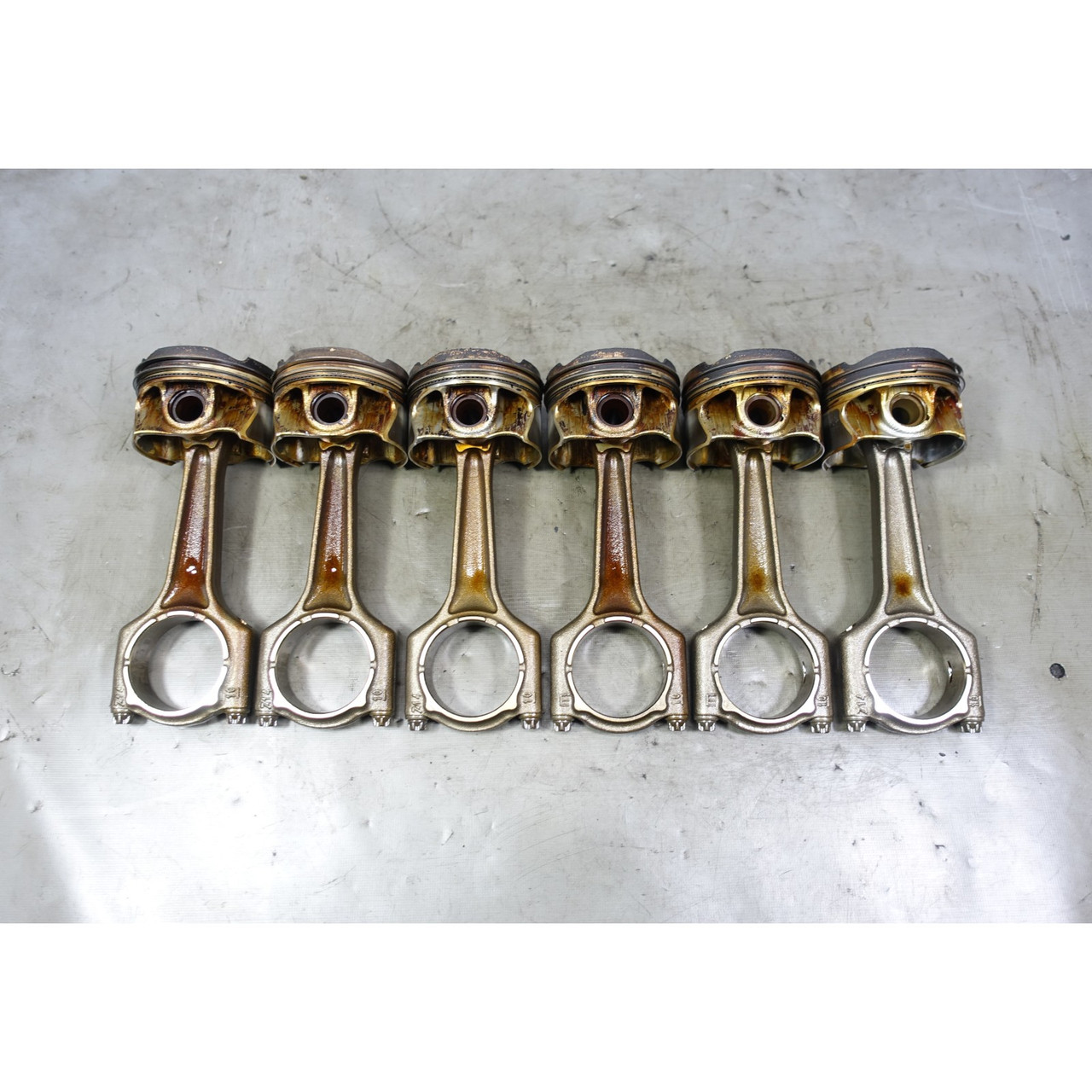 2016-2021 BMW M240i 340i 540i B58 Gen 1 Pistons Connecting Rods Set of 6 OEM 2016-2021 BMW M240i 340i 540i B58 Gen 1 Pistons Connecting Rods Set of 6 OEM