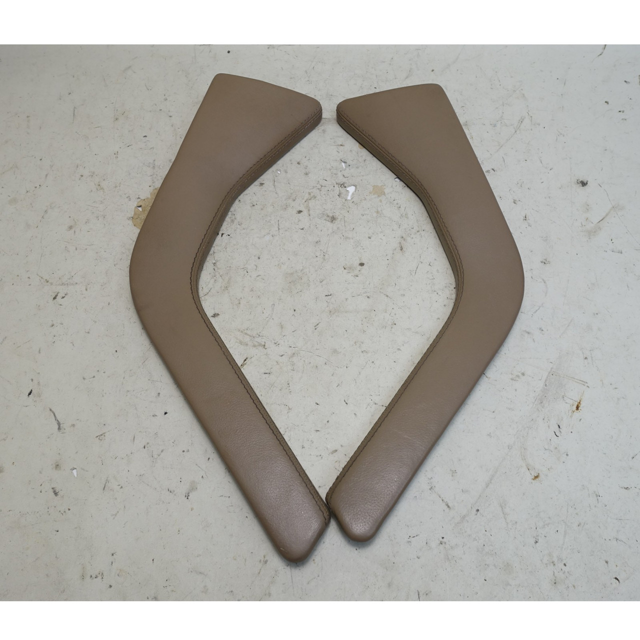 96-02 BMW Z3 Roadster Coupe Center Console Side Trim Wing Pair Beige Leather OEM 96-02 BMW Z3 Roadster Coupe Center Console Side Trim Wing Pair Beige Leather OEM