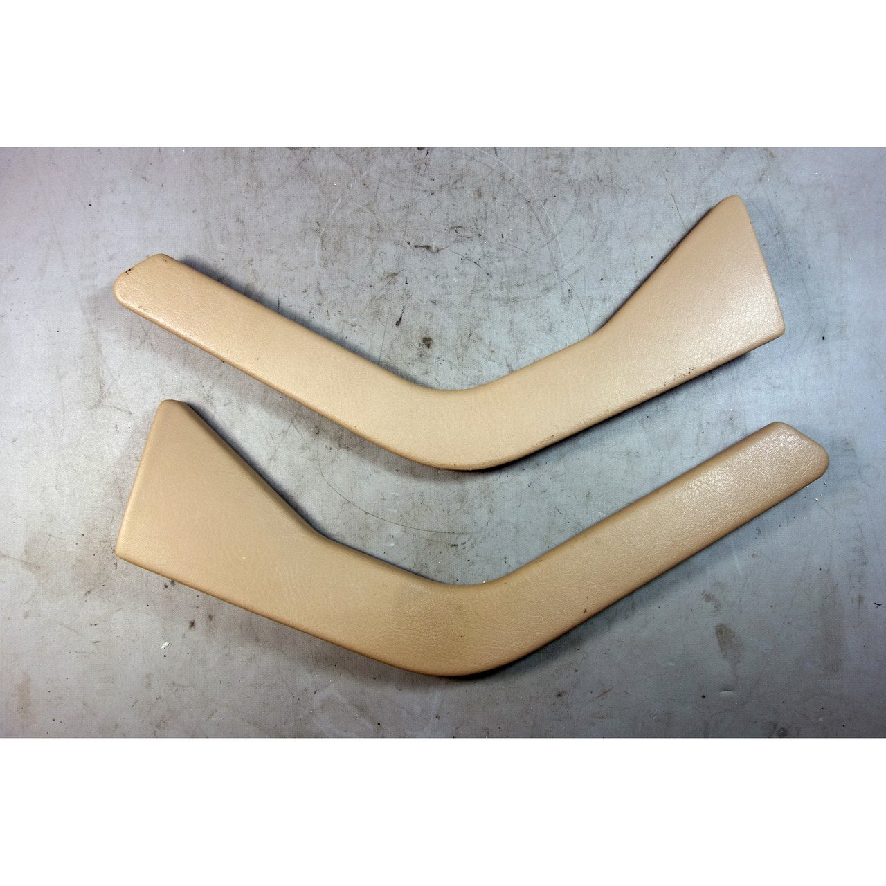 96-02 BMW Z3 Roadster Coupe Center Console Side Trim Wing Pair Beige Vinyl OEM 96-02 BMW Z3 Roadster Coupe Center Console Side Trim Wing Pair Beige Vinyl OEM