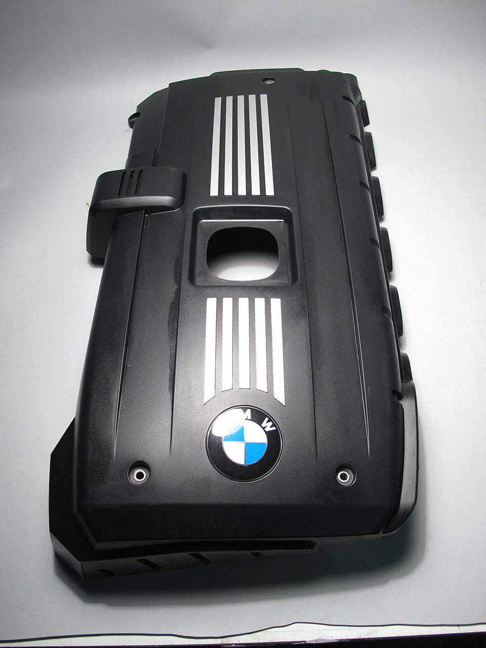 BMW 2007-2013 N52 N52N 6-Cylinder Plastic Engine Cover E60 E90 E92 Z4 USED OEM BMW 2007-2013 N52 N52N 6-Cylinder Plastic Engine Cover E60 E90 E92 Z4 USED OEM