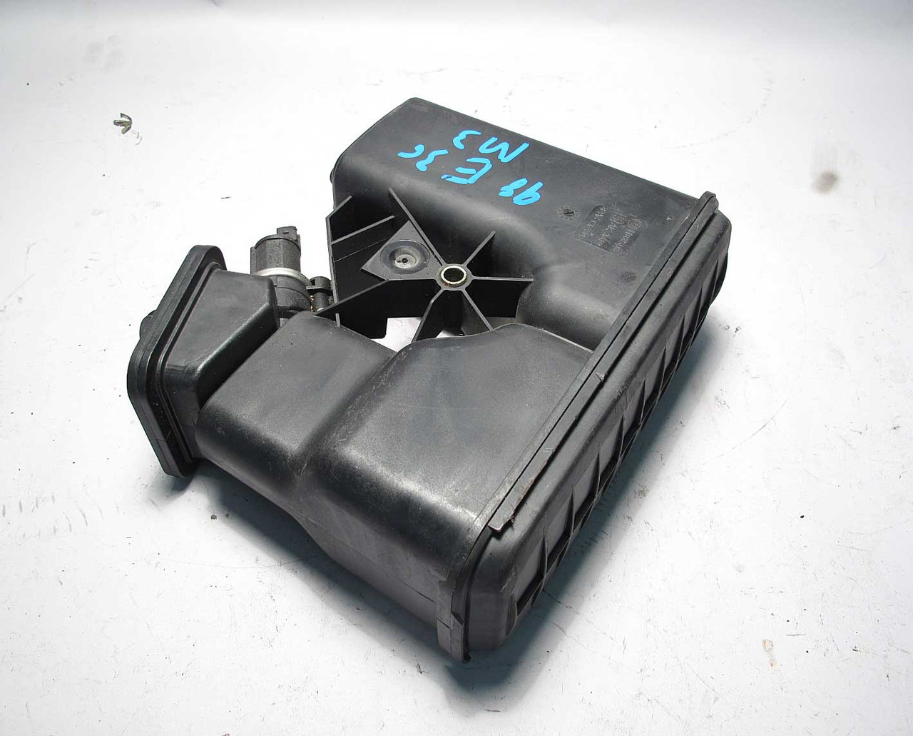 BMW E36 3-Series EVAP Charcoal Canister Filter Emissions 1996-1999 USED OEM BMW E36 3-Series EVAP Charcoal Canister Filter Emissions 1996-1999 USED OEM