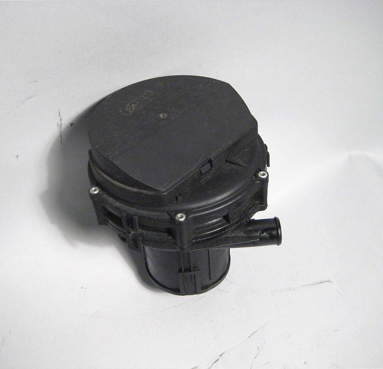 BMW E46 3-Series Smog Emissions Secondary Air Injection Pump 1999-2003 OEM USED BMW E46 3-Series Smog Emissions Secondary Air Injection Pump 1999-2003 OEM USED