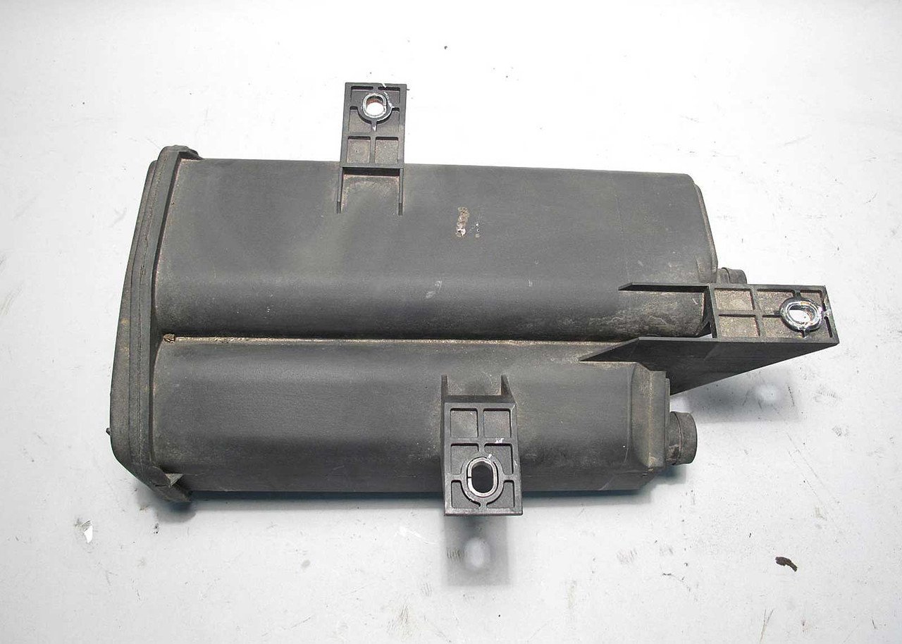 BMW E53 X5 SAV Fuel Tank EVAP Activated Charcoal Canister Filter 2004-2006 USED BMW E53 X5 SAV Fuel Tank EVAP Activated Charcoal Canister Filter 2004-2006 USED
