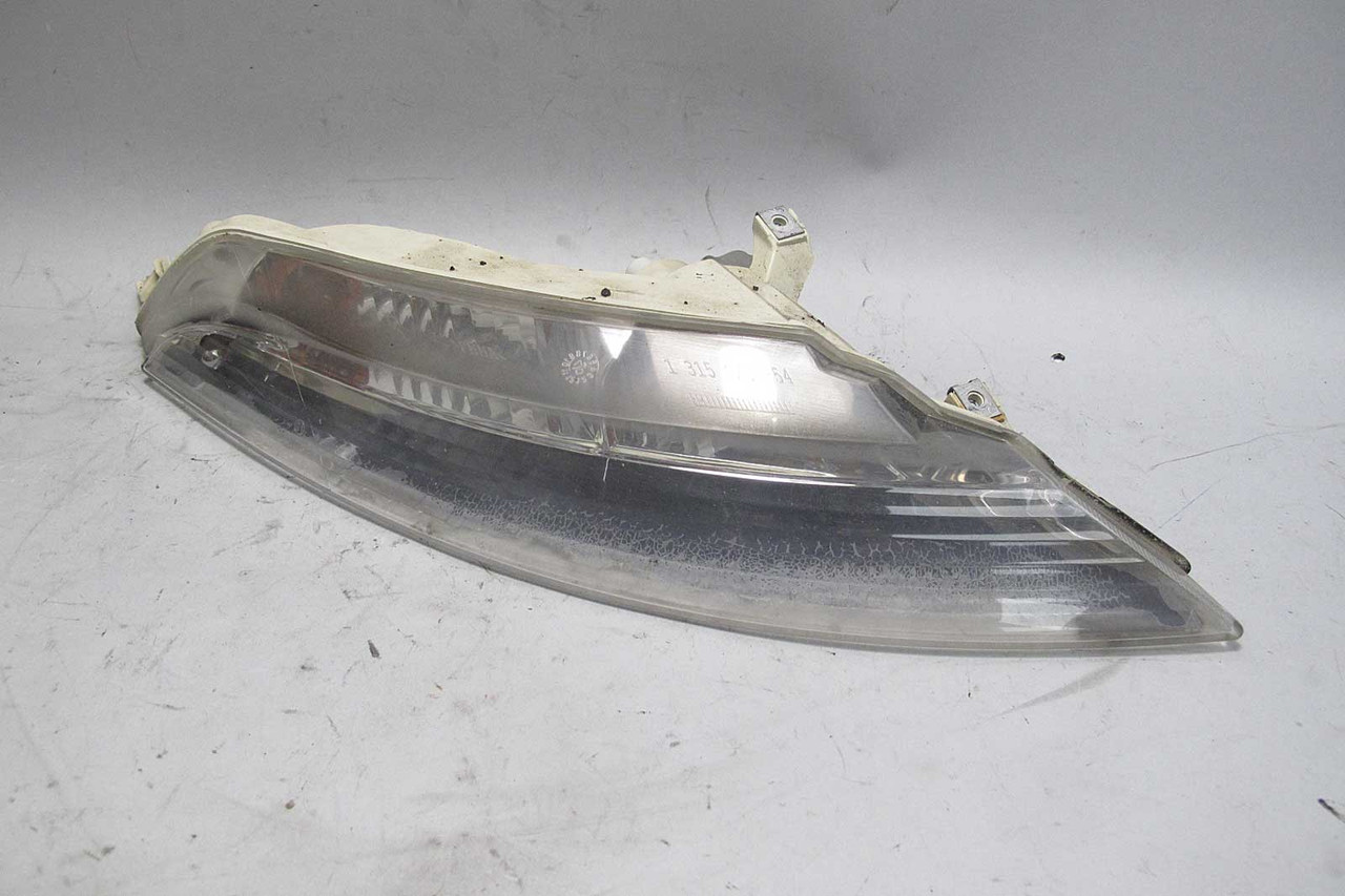 BMW E63 E64 6-Series Early Right Front Turn Signal Housing 2004-2010 USED OEM BMW E63 E64 6-Series Early Right Front Turn Signal Housing 2004-2010 USED OEM