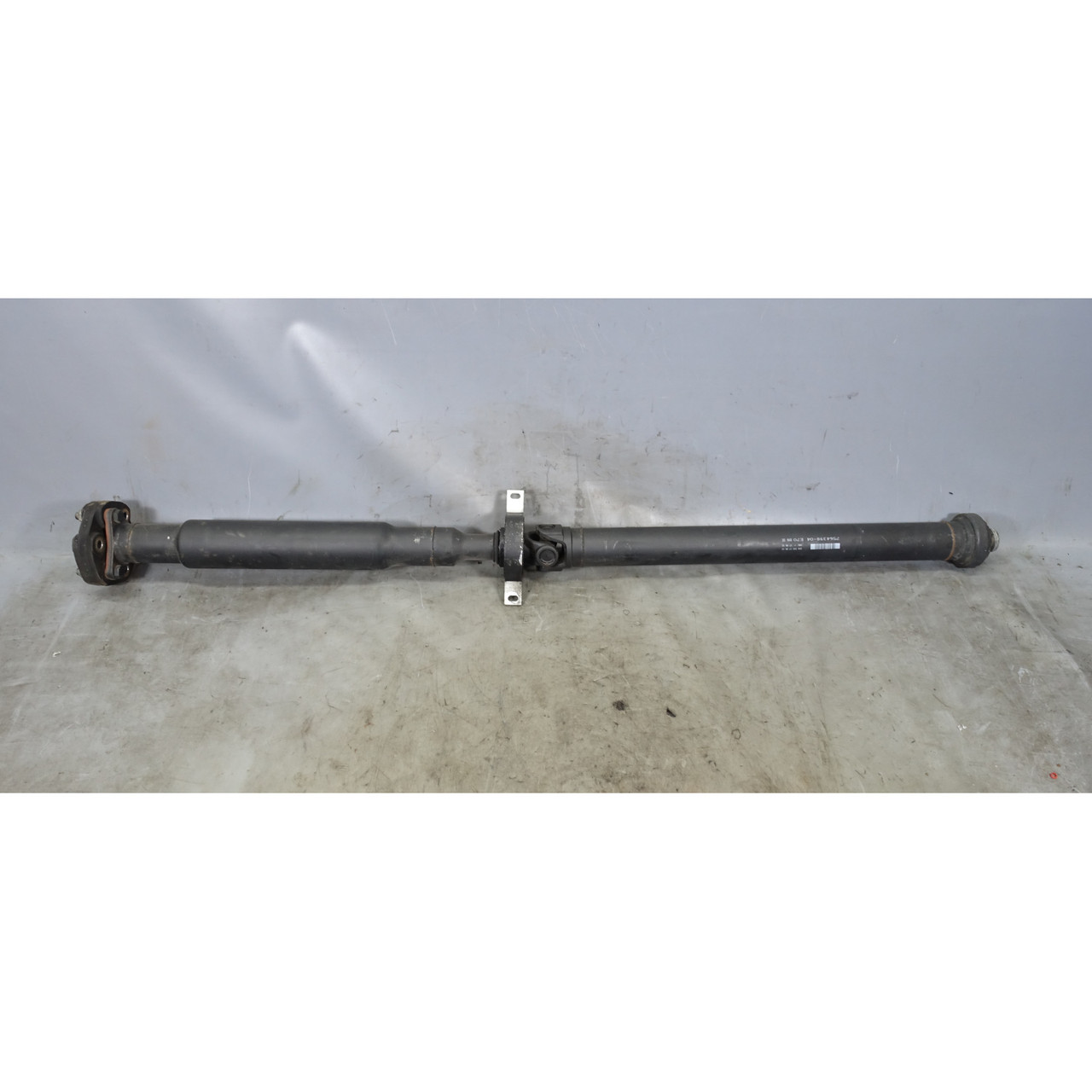 BMW E70 X5M E71 X6M Rear Driveshaft Propeller Shaft Auto Trans 2010-2014 OEM BMW E70 X5M E71 X6M Rear Driveshaft Propeller Shaft Auto Trans 2010-2014 OEM