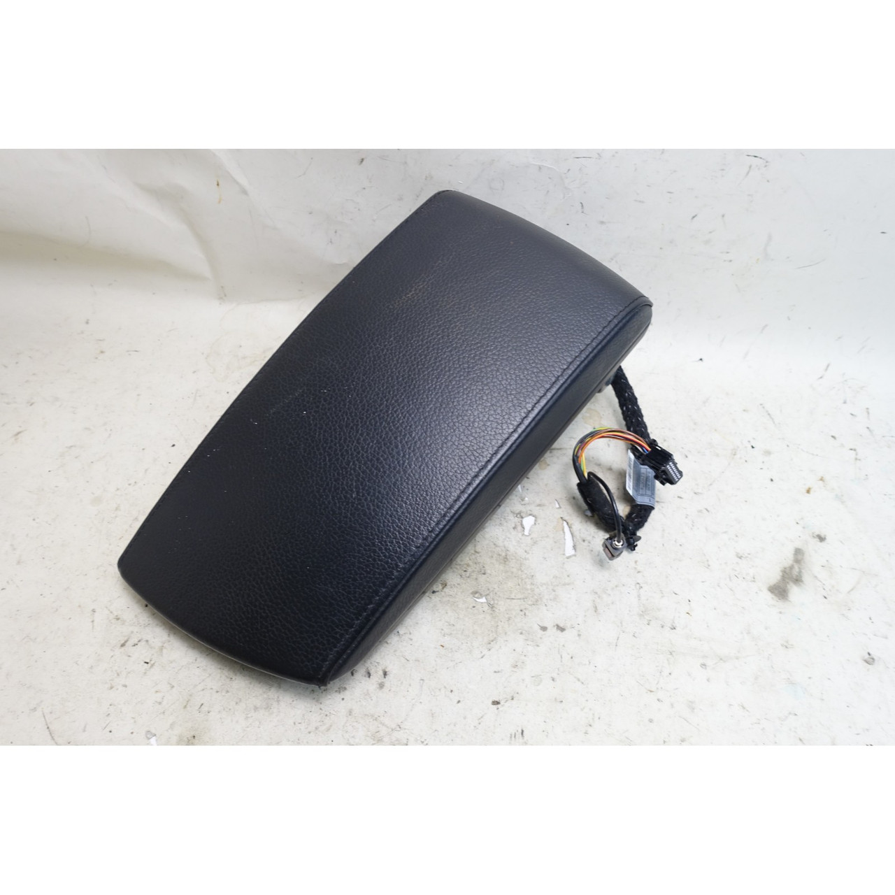 BMW E83 X3 Factory Front Center Armrest Black Leather 2004-2006 OEM BMW E83 X3 Factory Front Center Armrest Black Leather 2004-2006 OEM