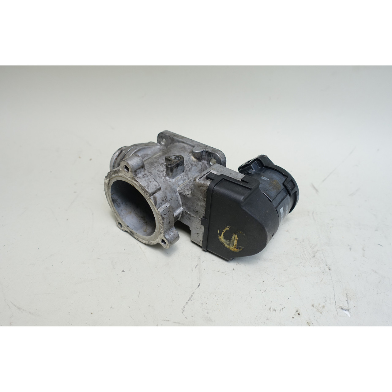 BMW E90 335d Diesel Sedan M57N2 Engine EGR Emissions Valve Electronic 2009-2013 BMW E90 335d Diesel Sedan M57N2 Engine EGR Emissions Valve Electronic 2009-2013