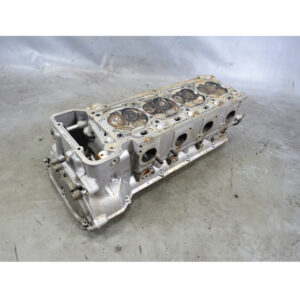 BMW E90 E92 E93 M3 S65 4.0L V8 Right Bank 1 Cylinder Head Valves 2008-2013 OEM