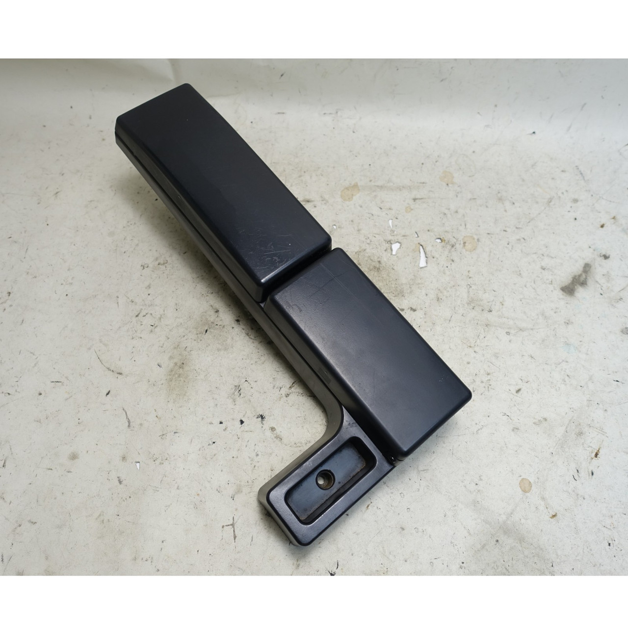 BMW Z3 Center Console Armrest Cup Holder Valet Insert Black 1996-2002 OEM BMW Z3 Center Console Armrest Cup Holder Valet Insert Black 1996-2002 OEM