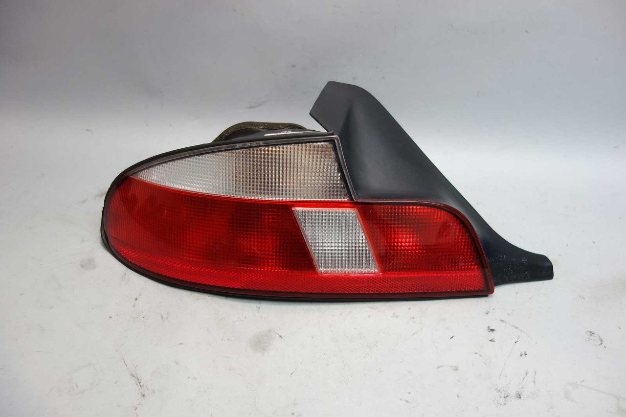 BMW Z3 Roadster Left Drivers Rear Tail Light Clear White 1999-2002 USED OEM BMW Z3 Roadster Left Drivers Rear Tail Light Clear White 1999-2002 USED OEM