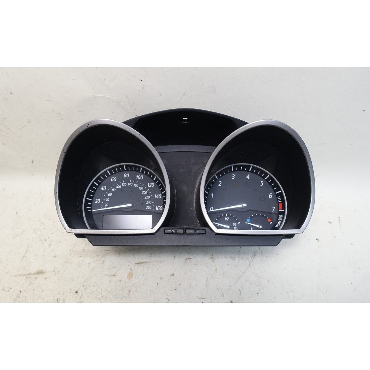 Damaged 03-05 BMW E85 Z4 Road M54 Instrument Cluster for Manual Transmission OE Damaged 03-05 BMW E85 Z4 Road M54 Instrument Cluster for Manual Transmission OE