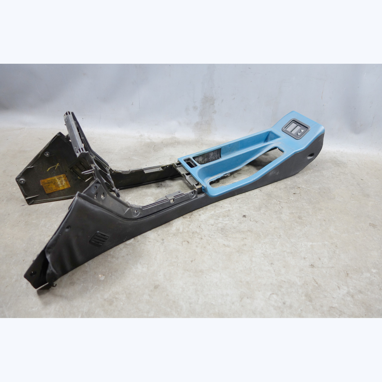 Damaged 2001-2002 BMW Z3 M Coupe Roadster Leather Center Console Laguna Seca OEM Damaged 2001-2002 BMW Z3 M Coupe Roadster Leather Center Console Laguna Seca OEM