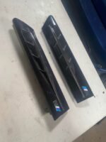 Side vents black